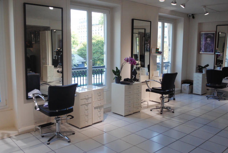 salon-coiffure-LA ROQUEBRUSSANNE-min_floor-home-office-property-living-room-room-781228-pxhere.com